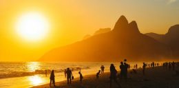 Entidades de turismo, gastronomia e lazer vão ao MTur por volta do horário de verão no Brasil